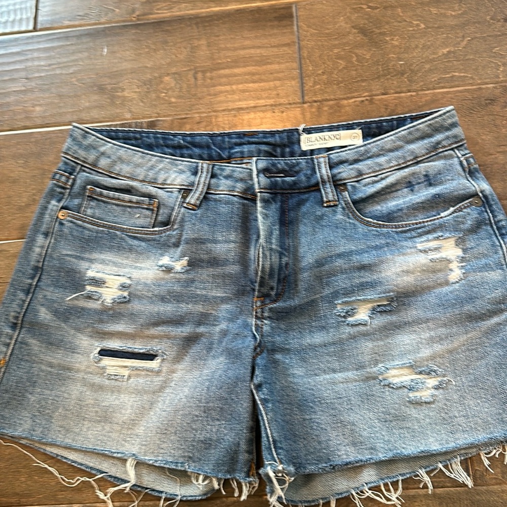 Blank nyc Tom boy short